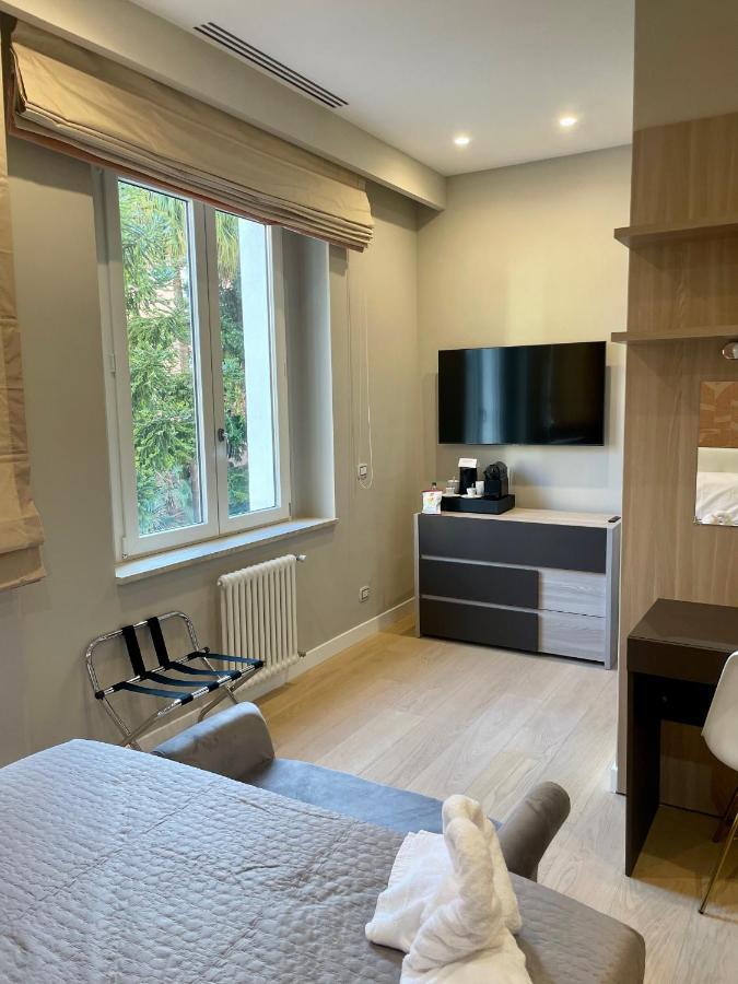 Casa Ilaria Aparthotel Наполи Екстериор снимка